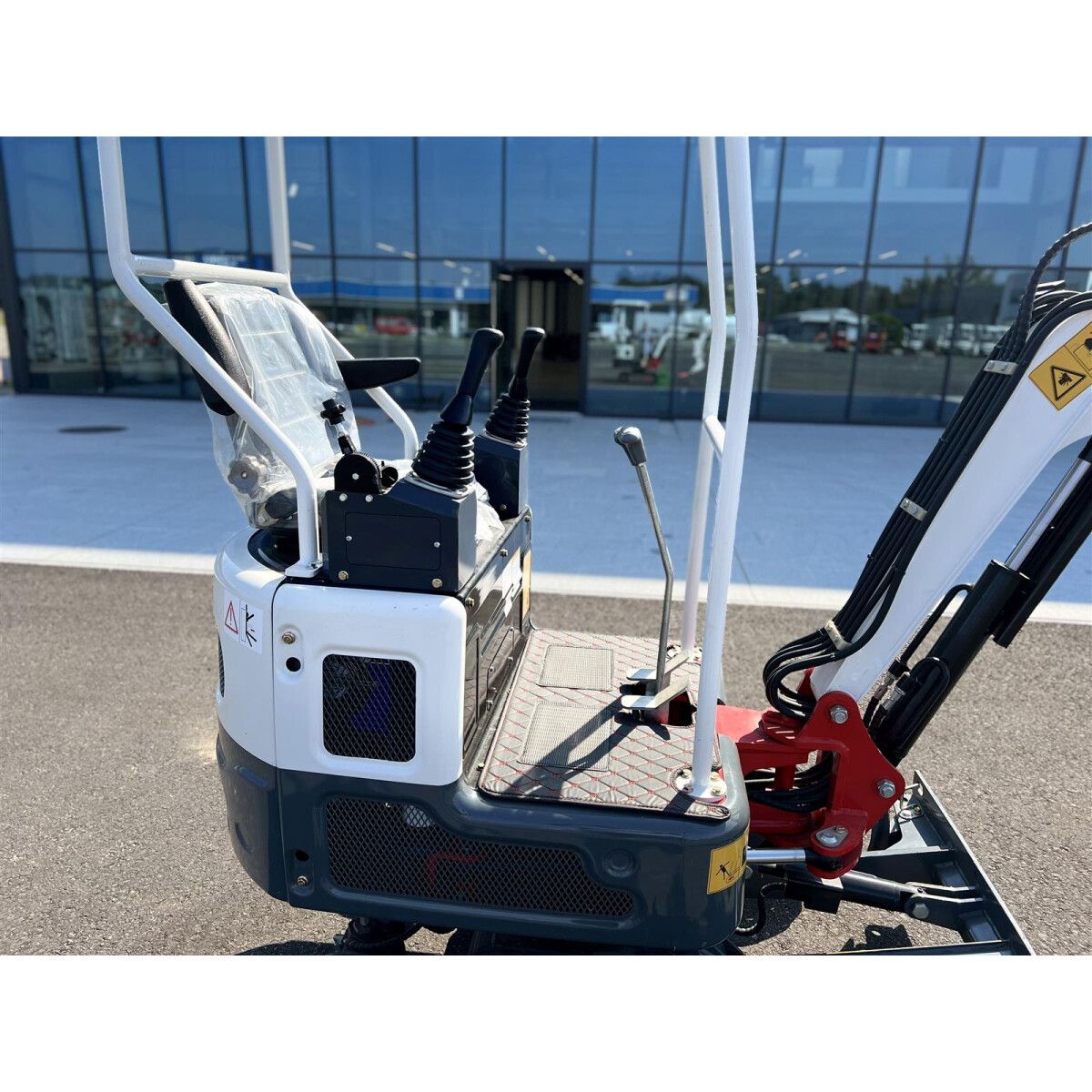 STARK Mini Bagger Diesel 12 PS, 7.900,00